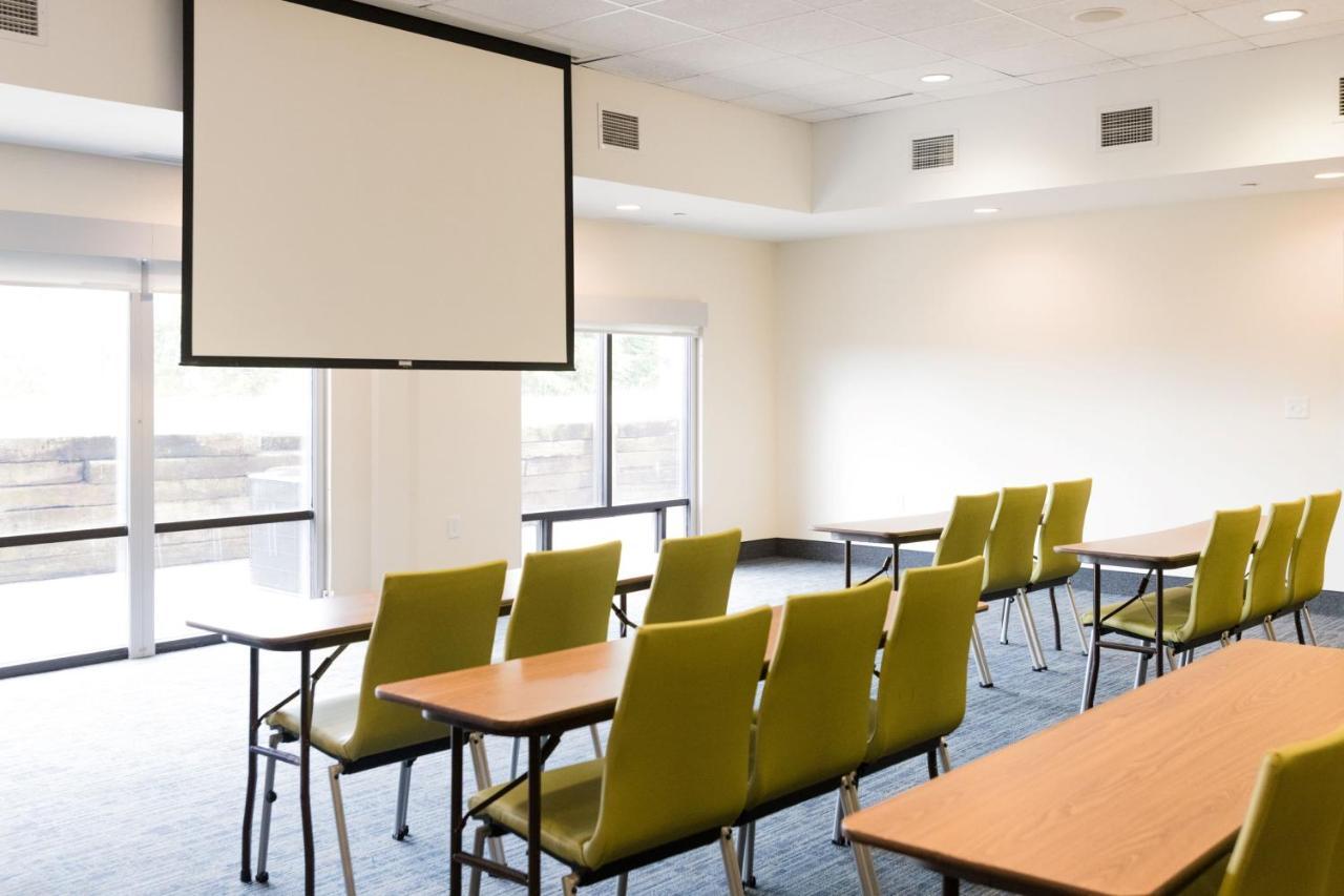 Holiday Inn Express & Suites Lexington North West-The Vineyard By Ihg Kültér fotó