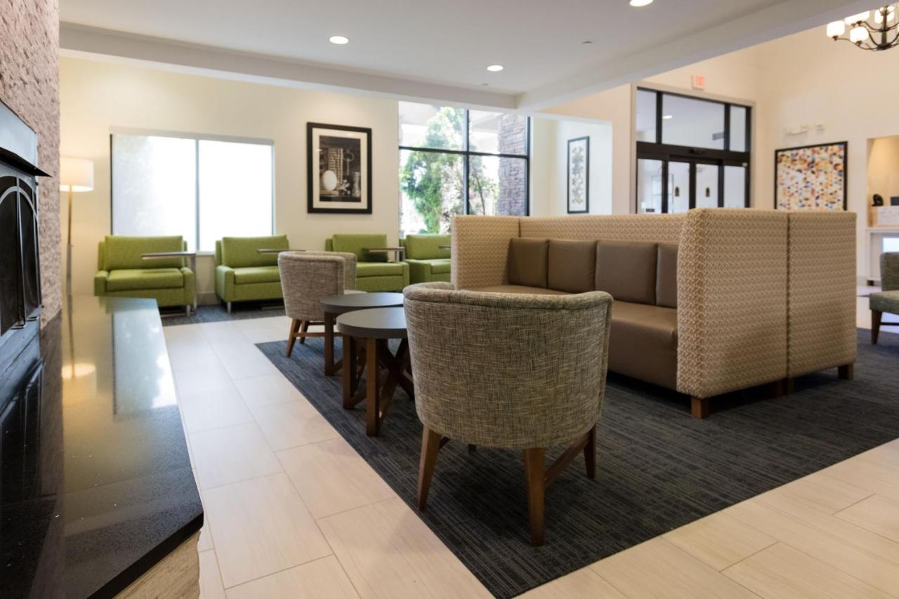 Holiday Inn Express & Suites Lexington North West-The Vineyard By Ihg Kültér fotó