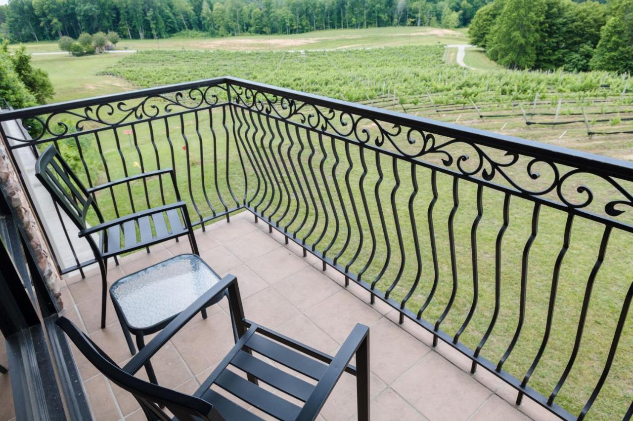 Holiday Inn Express & Suites Lexington North West-The Vineyard By Ihg Kültér fotó