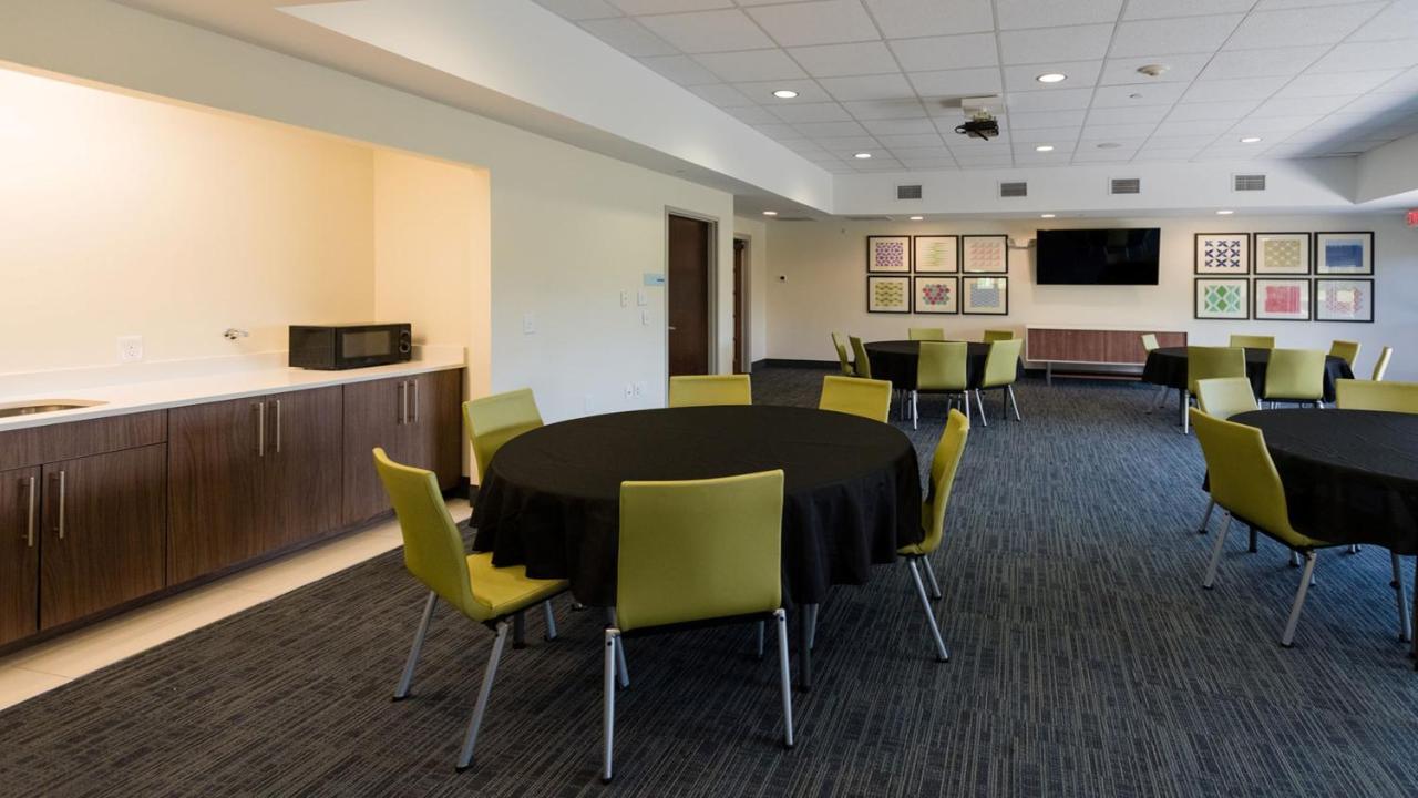 Holiday Inn Express & Suites Lexington North West-The Vineyard By Ihg Kültér fotó
