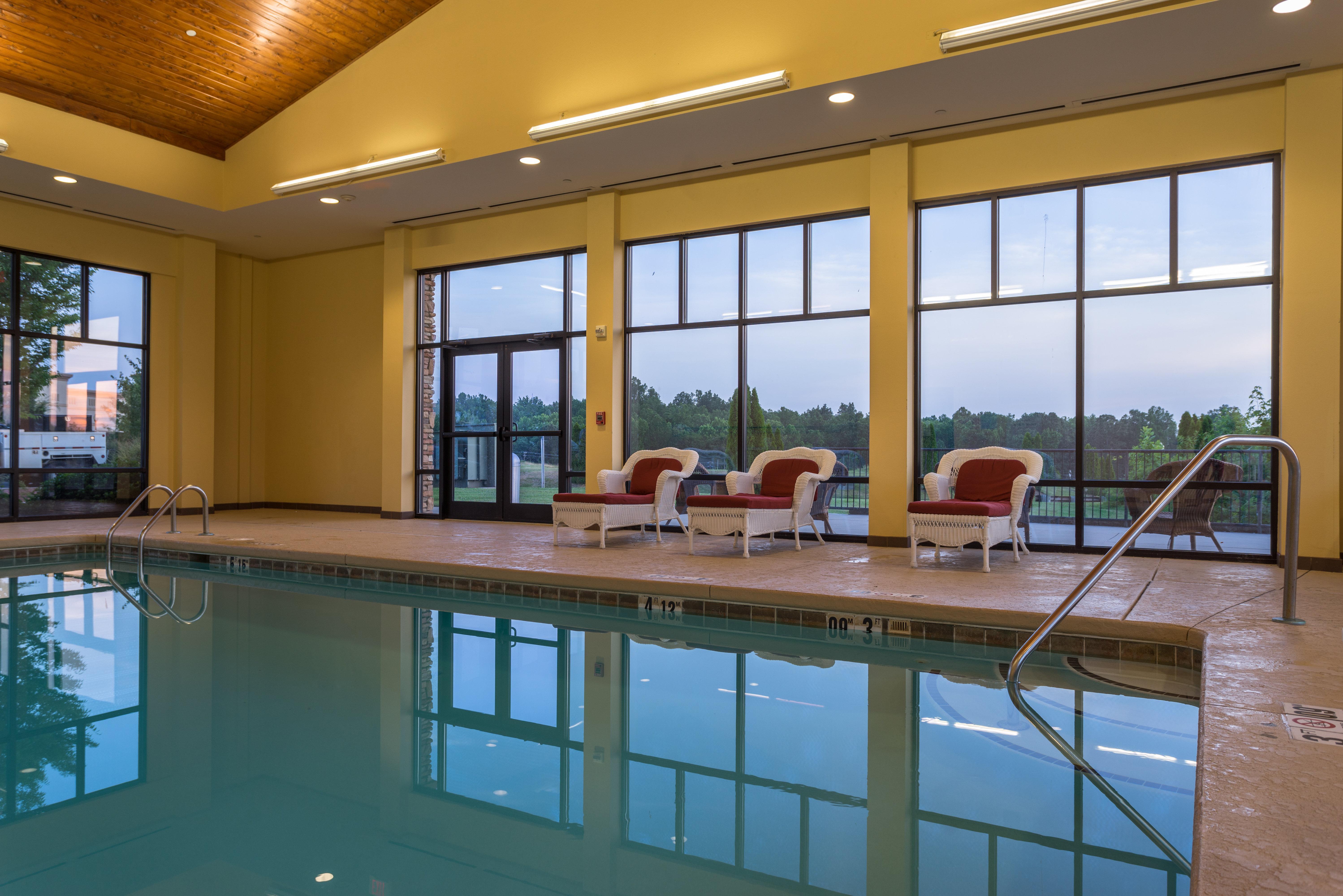 Holiday Inn Express & Suites Lexington North West-The Vineyard By Ihg Kültér fotó