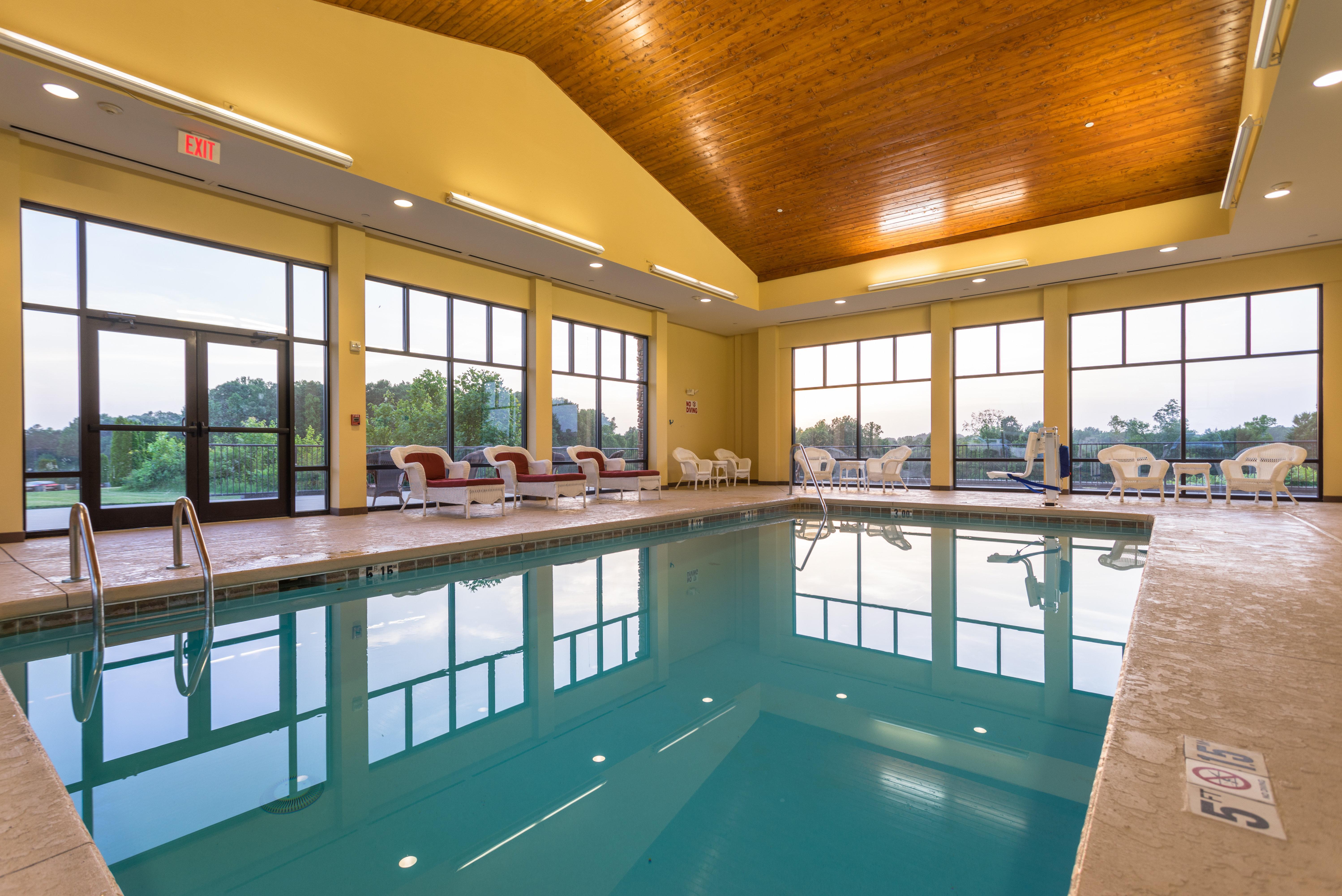 Holiday Inn Express & Suites Lexington North West-The Vineyard By Ihg Kültér fotó