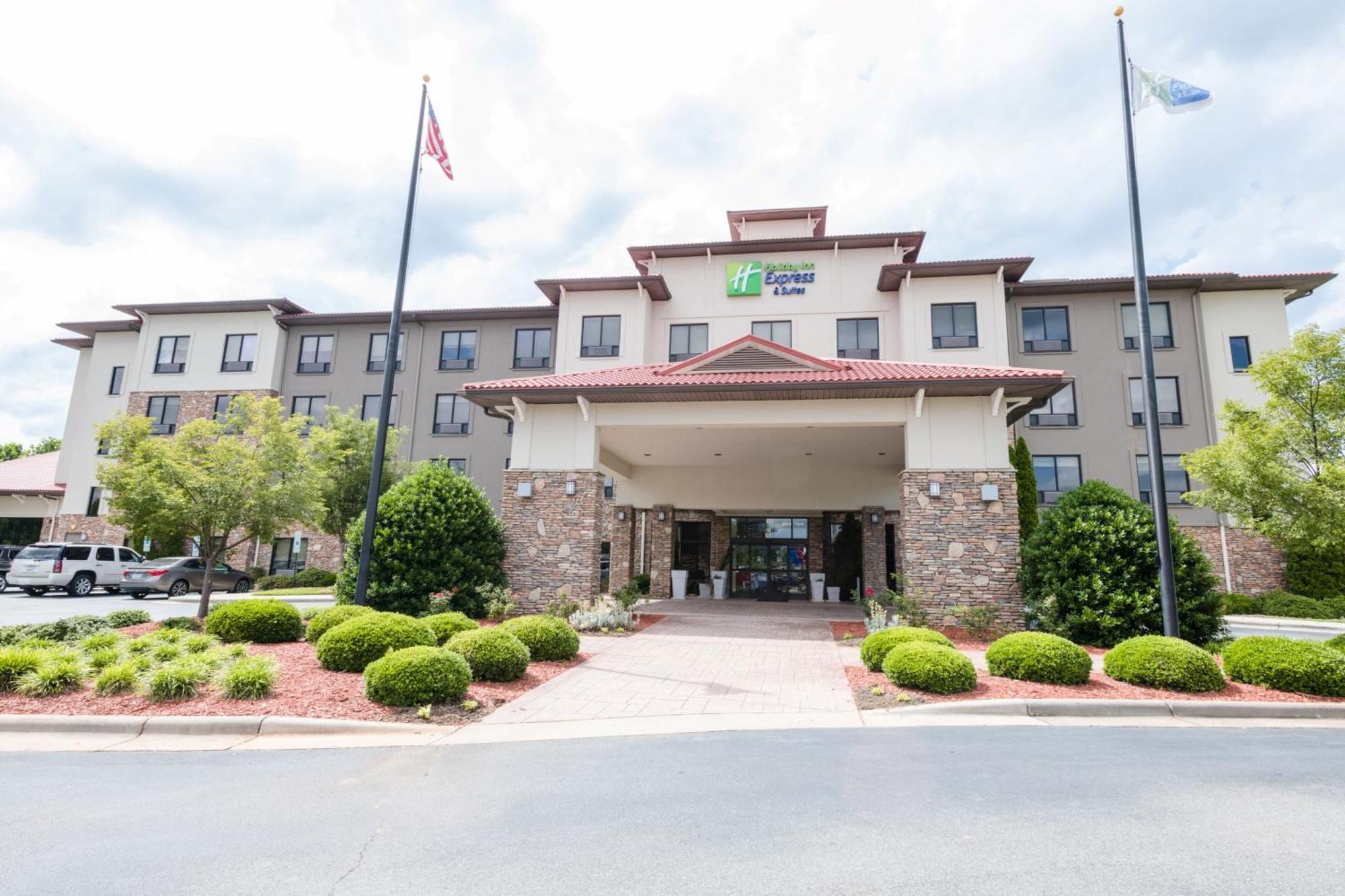 Holiday Inn Express & Suites Lexington North West-The Vineyard By Ihg Kültér fotó